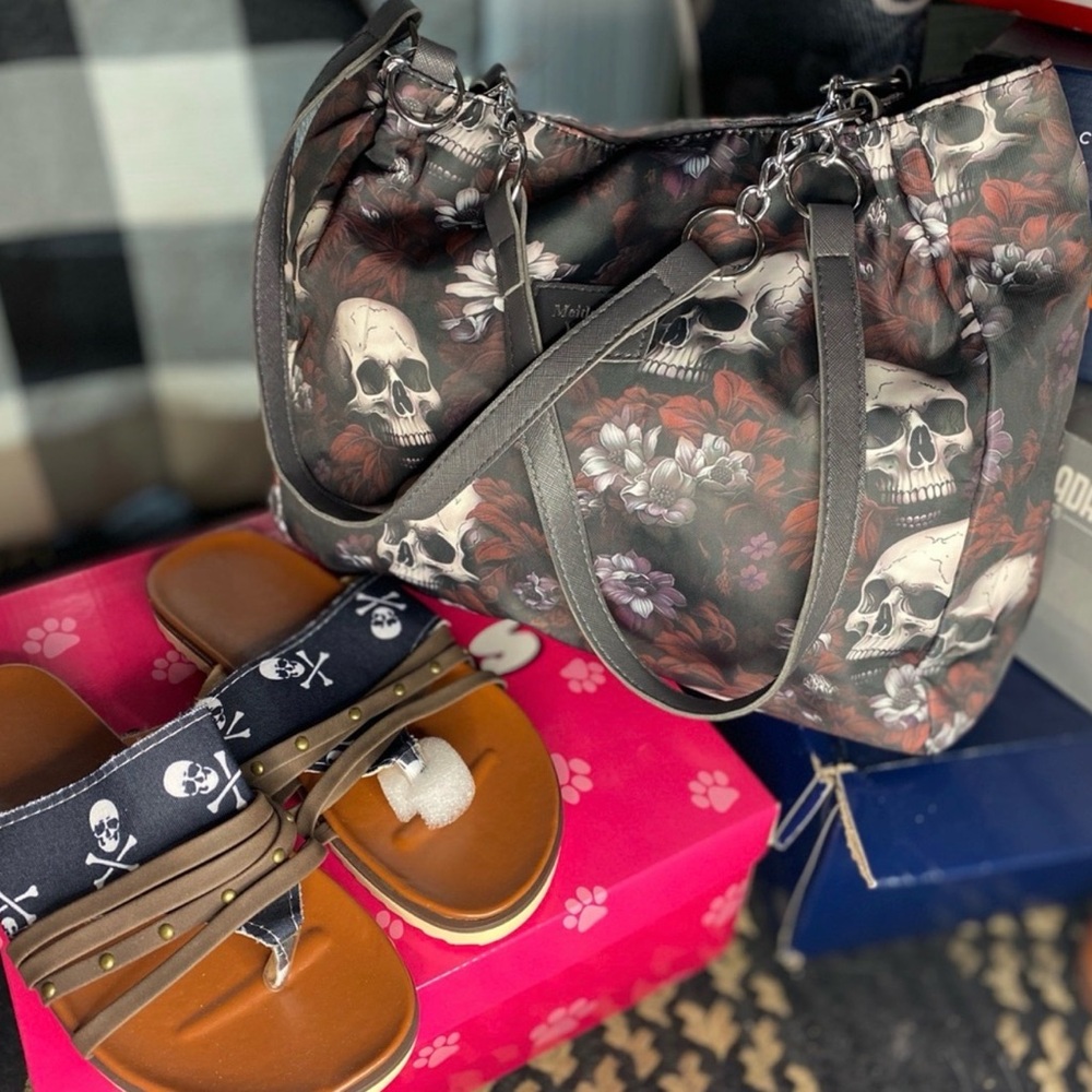 Skull and Floral Patterned Women's Bag - Picture 2 of 7